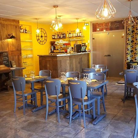 Hotel Le Square Aurillac Zewnętrze zdjęcie