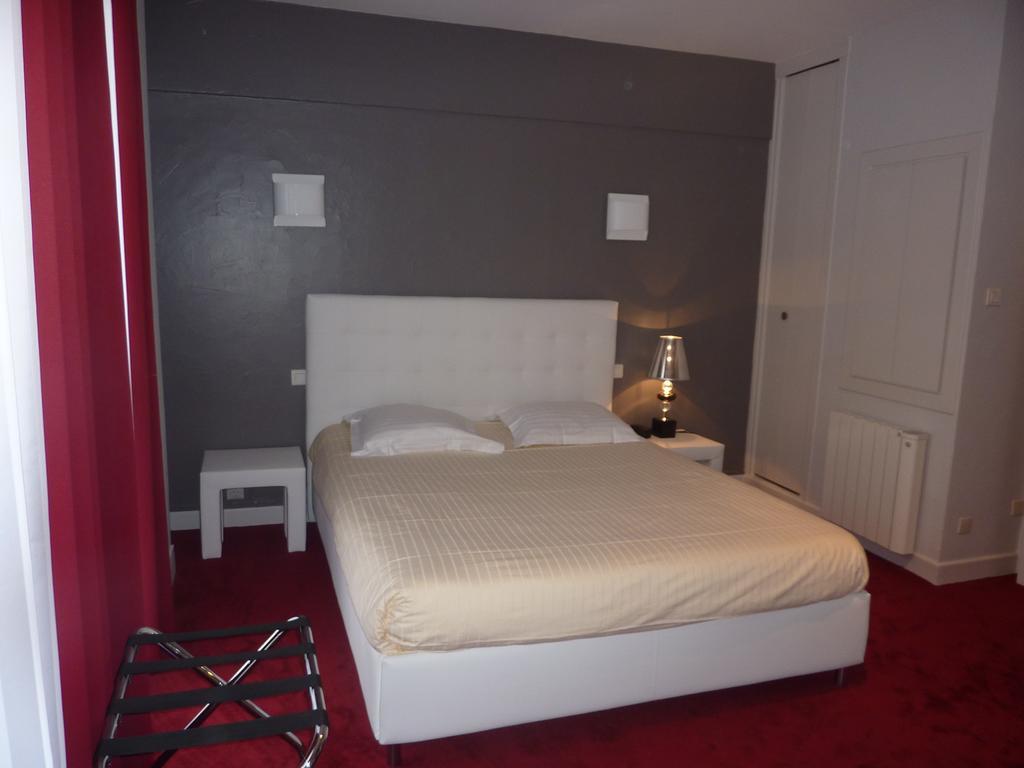 Hotel Le Square Aurillac Zewnętrze zdjęcie