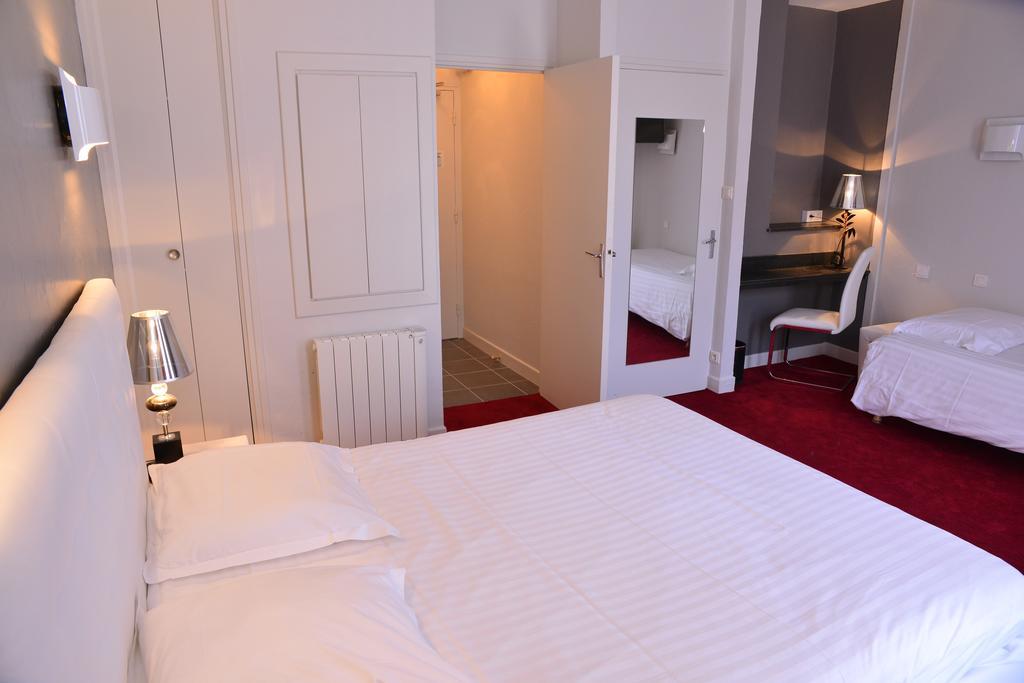 Hotel Le Square Aurillac Zewnętrze zdjęcie