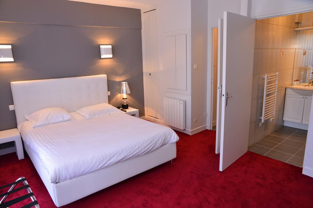 Hotel Le Square Aurillac Zewnętrze zdjęcie